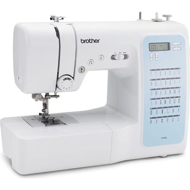 Máquina de coser electrónica Brother FS40S, vista frontal en tres cuartos